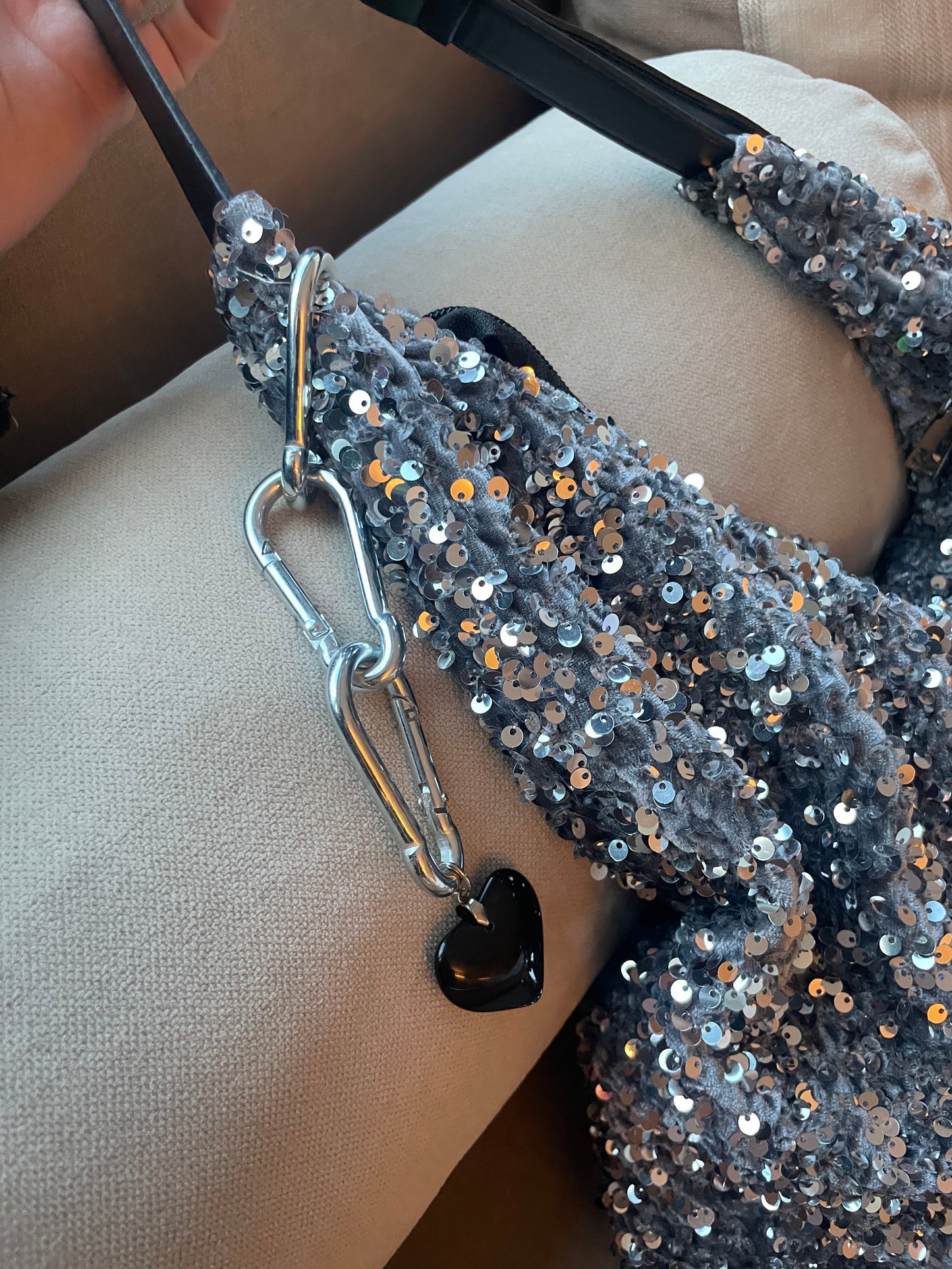 Key Charm Lili Negro